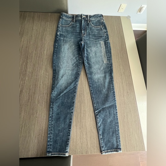 American Eagle Women’s Super Hi-Rise Jeggings - Size 2 (26W) - Picture 4 of 7